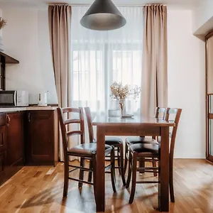 apartament-pod-34-500.zakopanehotels.org/